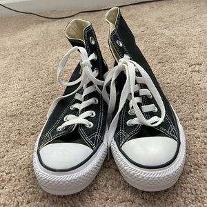 Black high top converse